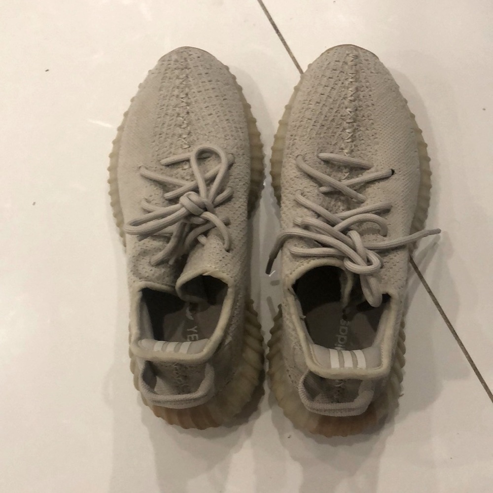Yeezy boost Addidas US 6, EU 38.1/2.
